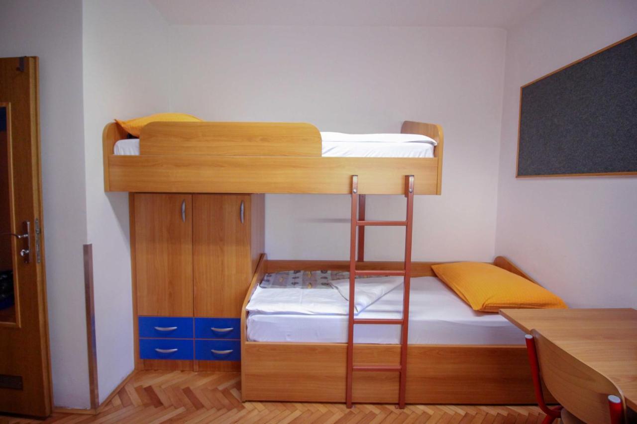Dijaski Dom Bezigrad Ljubljana Hostel מראה חיצוני תמונה