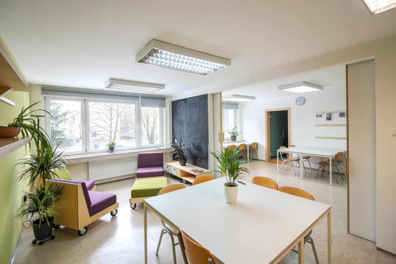 Dijaski Dom Bezigrad Ljubljana Hostel מראה חיצוני תמונה
